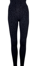 Load image into Gallery viewer, Black Leopard Leggings
