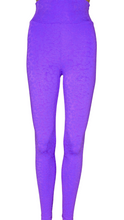 Load image into Gallery viewer, Lilac Leopard Leggings
